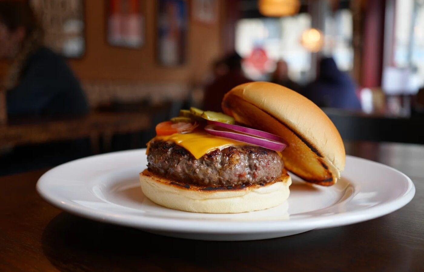 Les meilleures adresses de smash burger à Lille : la tendance burger à ne pas manquer