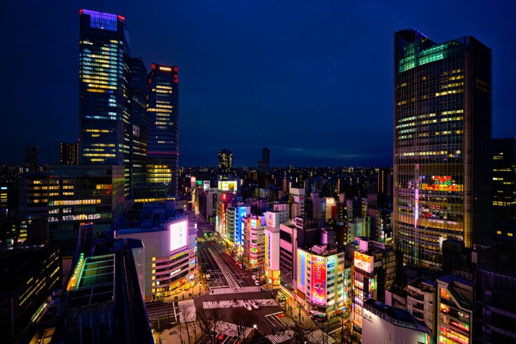 Gratte ciels à Tokyo au Japon